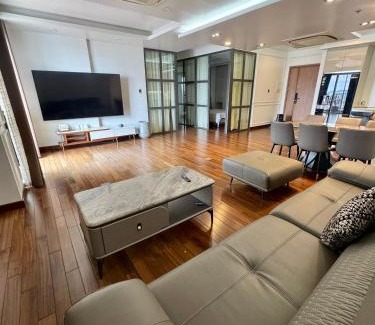 Le Chan Apartamento | SHP Plaza Khanh Phong Homestay