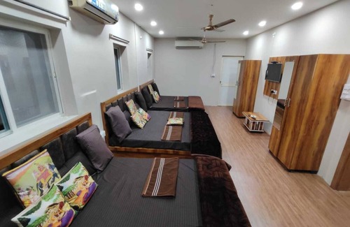 Ujjain Casa | Shree Kedarnath Homestay in Ujjain