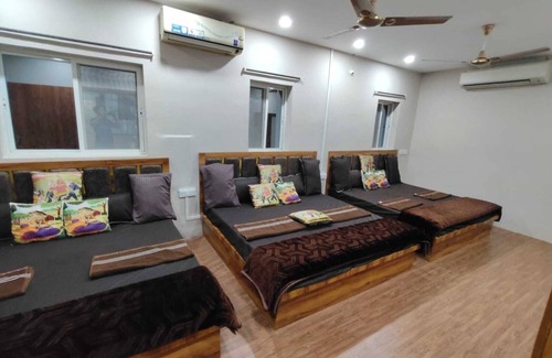 Ujjain Casa | Shree Kedarnath Homestay in Ujjain