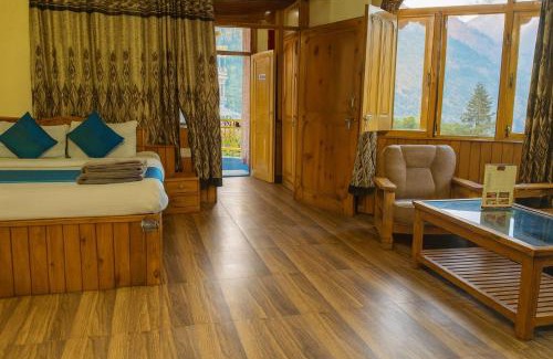 Saharsa Hotel | Shree Ram Cottage, Manali - 1,2,3 Bedroom Luxury Cottages Available