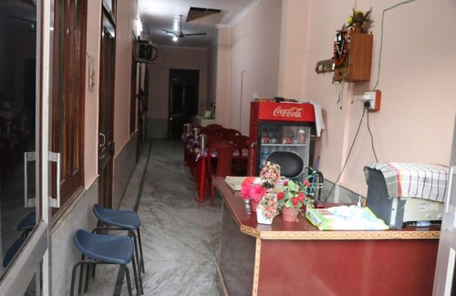 Haridwar Casa | Shri Banke Bihari Guest House, Bhoopatwala, Hiranwara, Haridwar, Uttarakhand, 249410