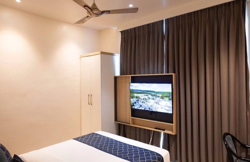 Sigra Hotel | Shri Govindam Banaras