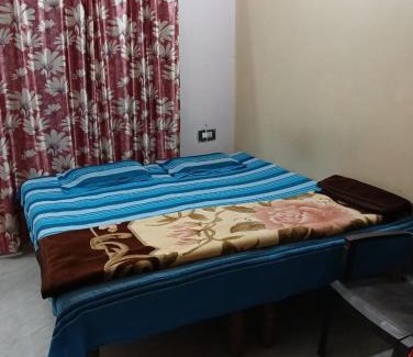 Jhusi Casa | Shri Hari Sadan