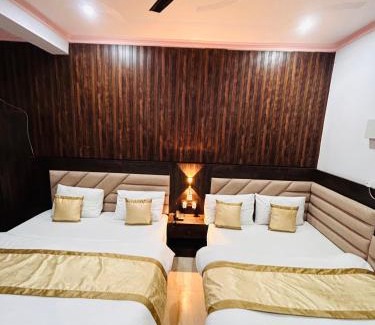 Mathura Hotel | Shri Krishna Divine Dham