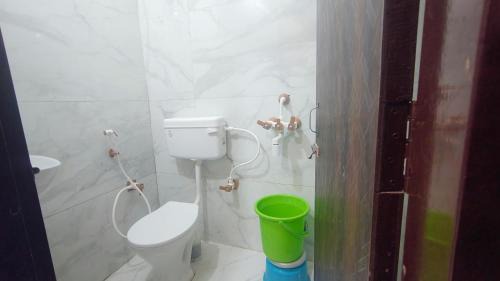 Vrindavan Hotel | Shri Prakash Dham