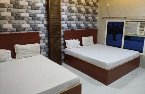 Vrindavan Hotel | Shri Prakash Dham