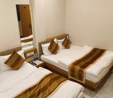 Ujjain Hotel | Shri ShyamRaj Hotel Ujjain