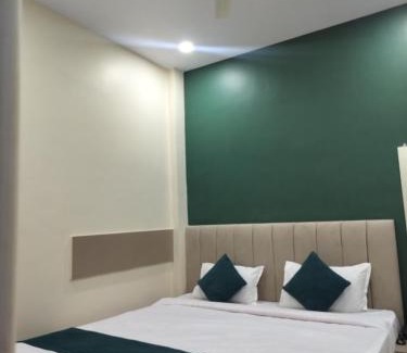 Varanasi Hotel | Shri Sundaram Residency by Clovetree