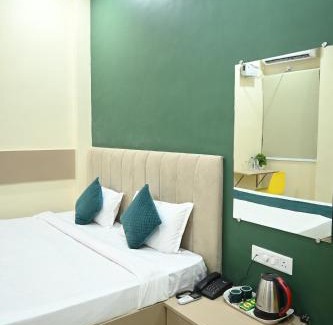 Varanasi Hotel | Shri Sundaram Residency by Clovetree