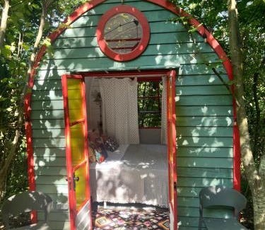 Guria Casa | Shromantic Garden