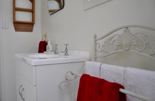 Waihi Casa | Shunters Cottage