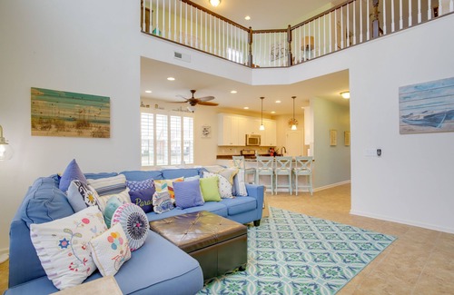 Millville Casa | Shuttle to Beach: Millville Townhome w/ Porch