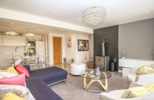 Coombe Bissett Cabaña | Shutts House Garden Apartment, COOMBE BISSETT