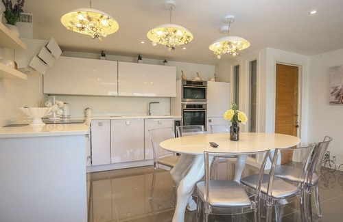 Coombe Bissett Cabaña | Shutts House Garden Apartment, COOMBE BISSETT