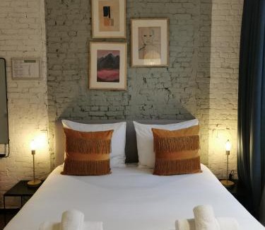 Sint-Andries Apartamento | SHWAY - The Light Blue Parrot