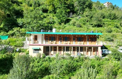 Banjar Cama Y Desayuno | Shyam homestay tirthan