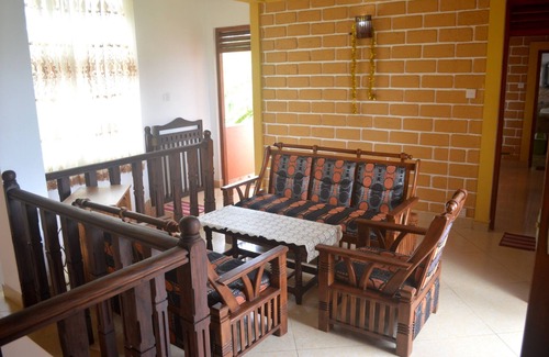 Patuwatha Hotel | Shyni Tourist Guesthouse