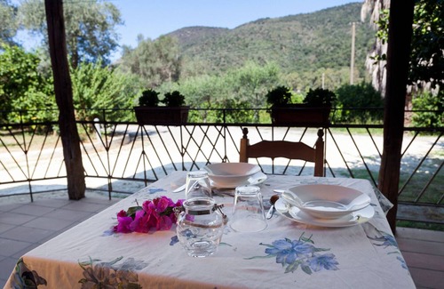 Capri Leone Casa | farmholidays Sicilia: CASA Della Palma, casa de campo con piscina pocos minutos del mar