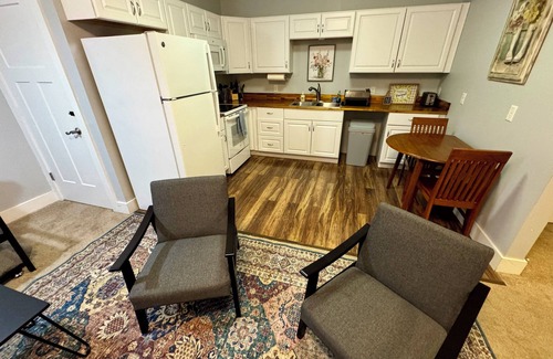 St. Elmo Improvement League Apartamento | Side of Lookout Mtn-Prvt Open Concept APT-Chatt Vistas