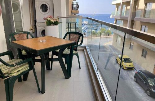 St. Paul's Bay Apartamento | Side Seaview St Pauls Bay Apartment