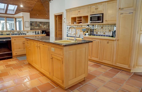 Warfordsburg Casa | Sideling Hills Retreat -Intimate weddings, hot tub