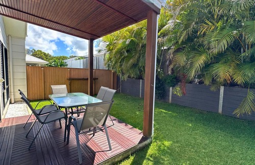 North Lakes Apartamento | `Sienna Rise` - Walk to Westfield - sleeps 6