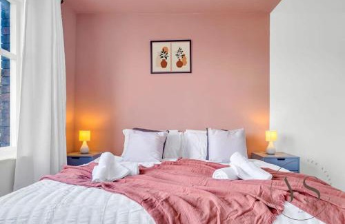 Stoke-on-Trent Apartamento | Sienna Studio 1D Near Alton Towers with Free Wi-Fi and Netflix Access