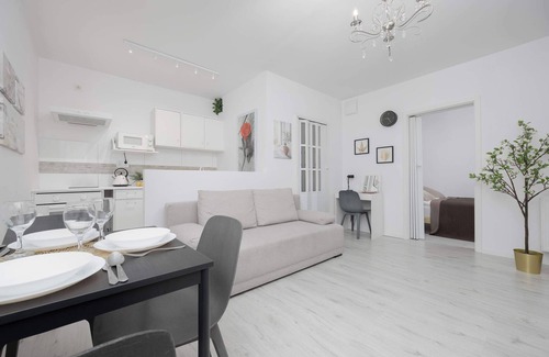 Piaseczno Apartamento | Sierakowskiego 25A | Bright Apartment | Parking