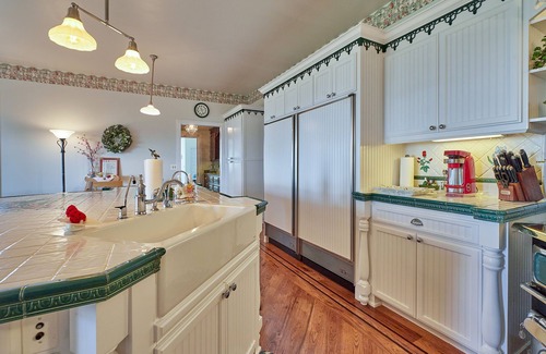 Phoenix Lake-Cedar Ridge Casa | Sierra Estate Retreat Mansion near Dodge Ridge Ski Resort. Better than Tahoe