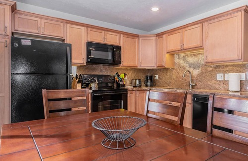 Mammoth Lakes Casa | Sierra Park Villas #66 Bldg. N