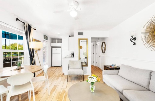 Siesta Key Casa | Siesta Key Bungalows, the Lagoon Bungalows Complex