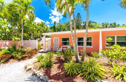 Siesta Key Casa | Siesta Key Bungalows, the 3-Bungalow Complex