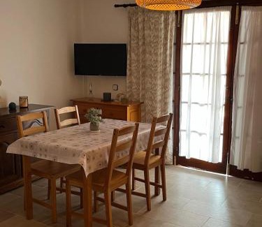 Cala en Porter Apartamento | Siestamar Beach Apartment, refurbished, renové, renovado 2025