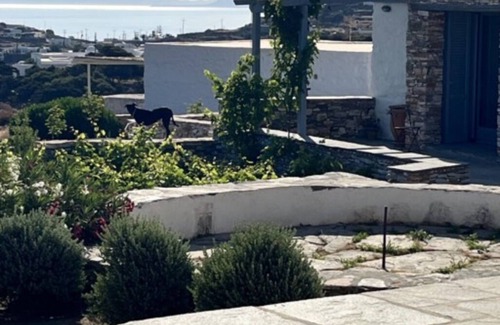 Platis Gialos Casa | Sifnos Home - A Tranquil Island Getaway