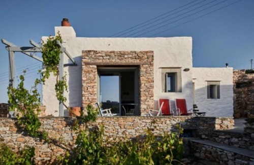 Platis Gialos Casa | Sifnos Home - A Tranquil Island Getaway