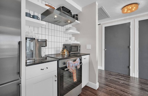 Coconut Grove Apartamento | Sight of SAIL Boats Tranquil 1 bedroom