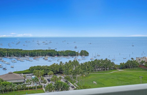 Coconut Grove Apartamento | Sight of SAIL Boats Tranquil 1 bedroom