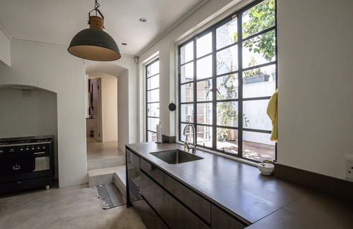 Bo'Kaap Casa | Signal Hill 1 by CTHA
