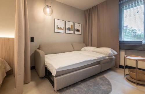 Katowice Apartamento | Silesian Superior Studio by BookingHost
