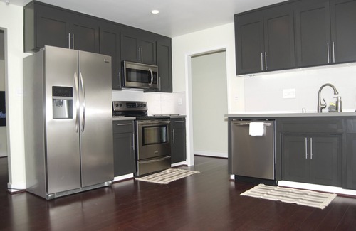 Rex Manor Casa | Inicio de 3BR cerca de Google, Symantec, LinkedIn Tech, Castro St y estadios