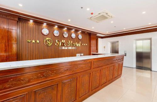 Tan Binh Hotel | Silk Hong Ha airport hotel