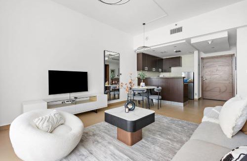 Khalifa City Apartamento | Silkhaus Contemporary 1 BDR Next to Golf Course