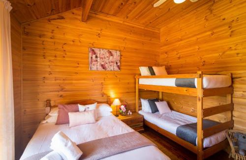 Pokolbin Casa | Silky Oak Cottage & Studio