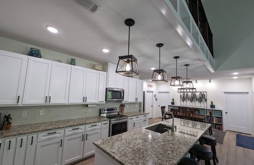 Woodway Casa | Silo Creek Retreat- House, 30 Acres, Private Creek - The Ultimate Nature Escape!