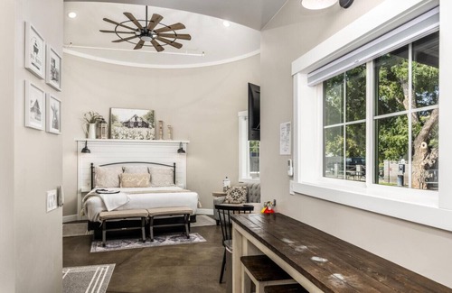 La Verkin Cabina | Silo Suite 2-Near Zion National Park Historic Dairy Farm
