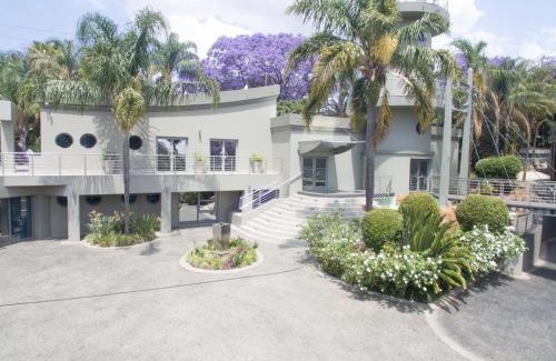 Bedfordview Hotel | Silva Villa