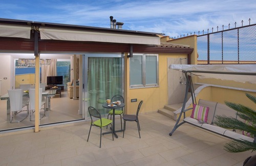 Mazzaro Apartamento | APARTAMENTO "SILVANA" TAORMINA MAR - 100 m de la playa - muy bien amueblado