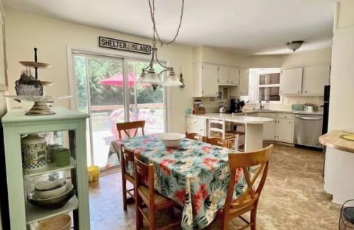 Silver Beach Cabaña | Silver Beach, 3 Bedroom cottage w/ pool