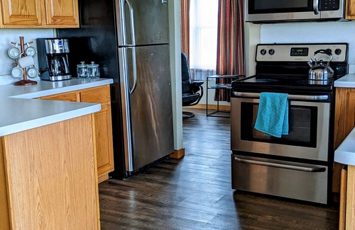 Livingston Casa | Silver Birch Retreat. Spacious, pet friendly country home