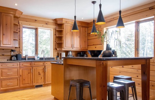 Bragg Creek Casa | Silver Birch Vista